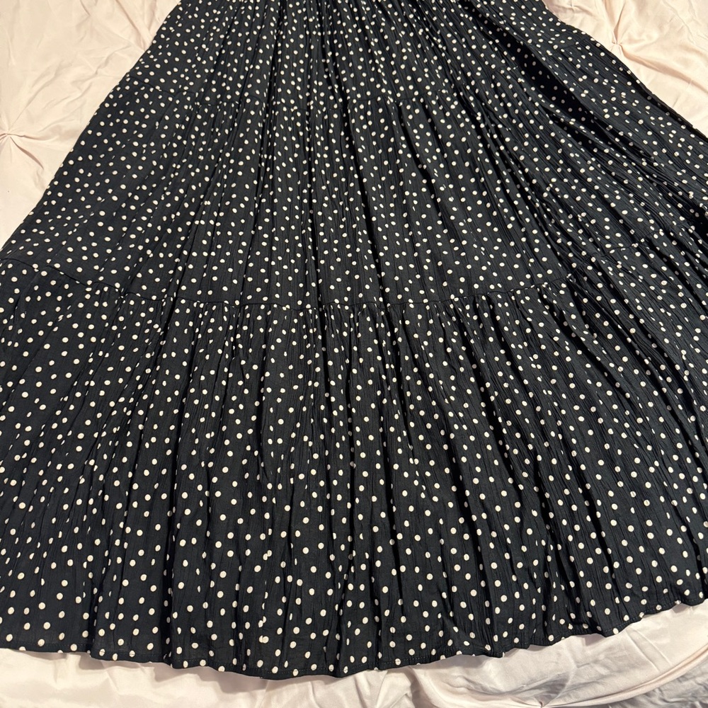 Abercrombie & Fitch Black Polka Dot Smocked Maxi Dress - Picture 2 of 9